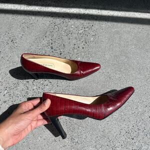 Ann Taylor Women's 7 Pumps Red Snakeskin Block Heel Pump Heel 90s Vintage